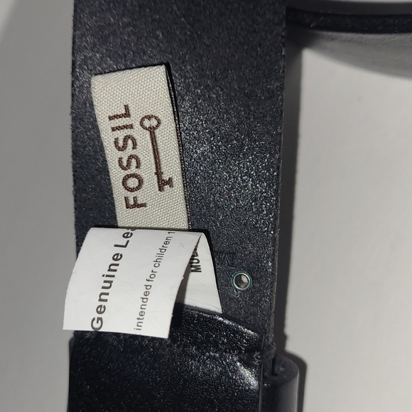 NWOT Fossil Mluti Stud Leather Belt - Picture 4 of 8